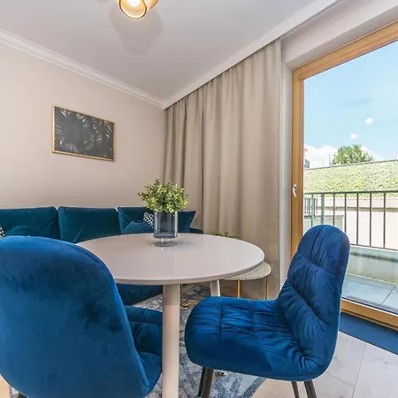 Park Apartment